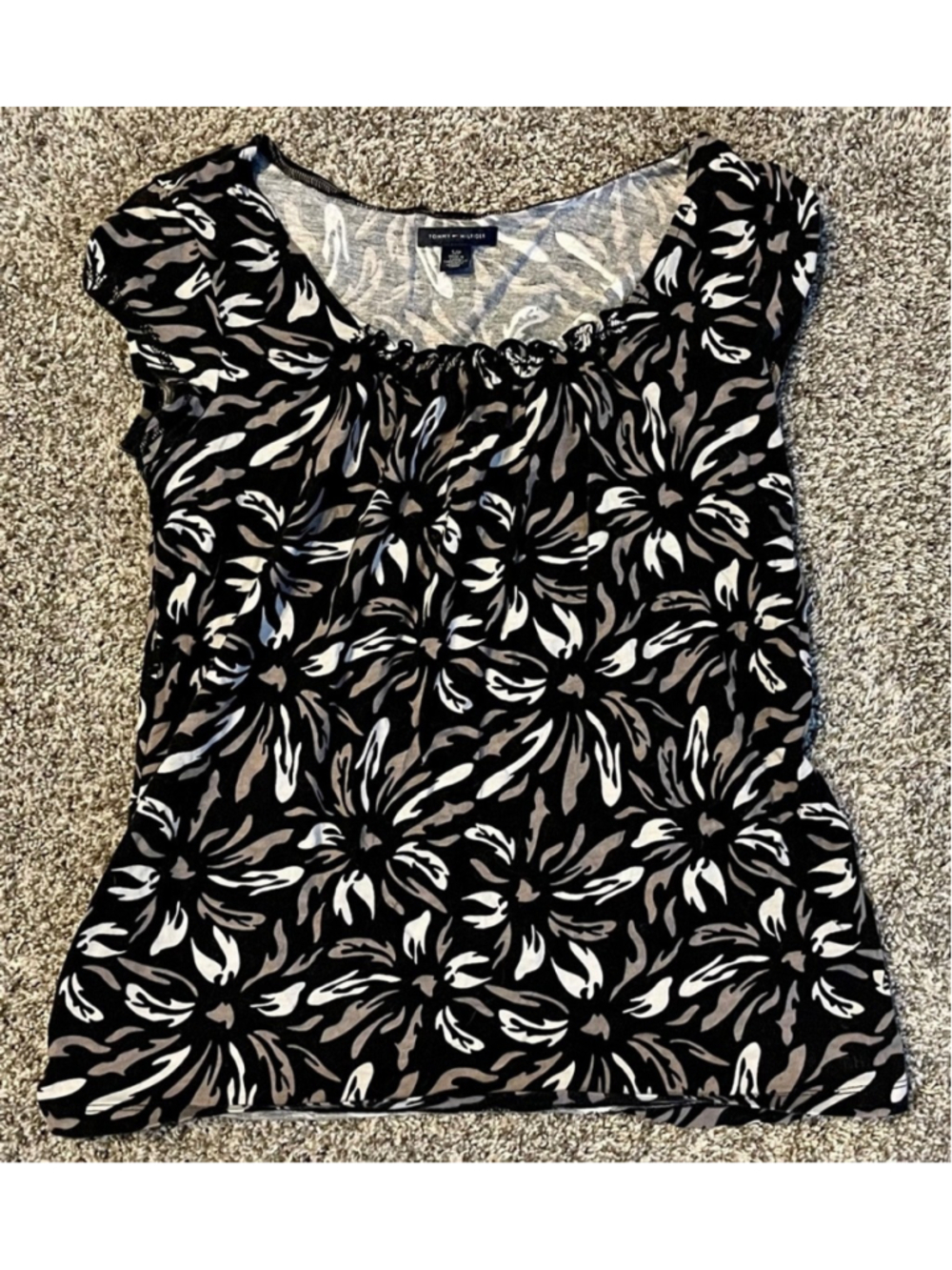 Tommy Hilfiger Women's Floral Top, Size Small, EUC